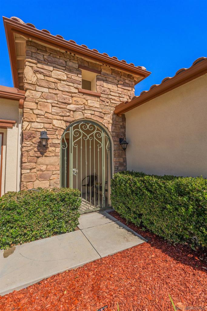 23060 Sienna Ln