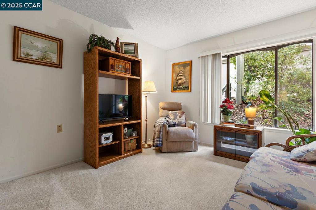 ROSSMOOR - Residential