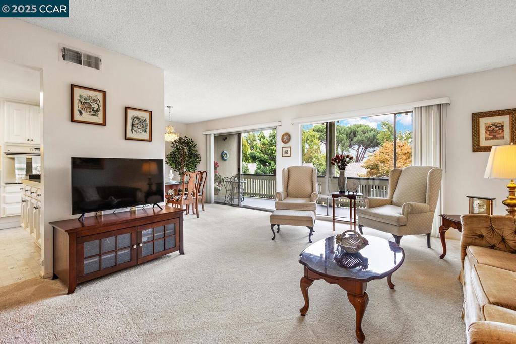 ROSSMOOR - Residential