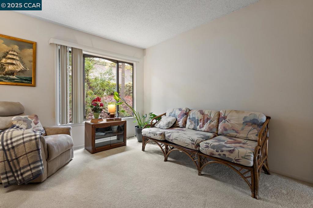 ROSSMOOR - Residential