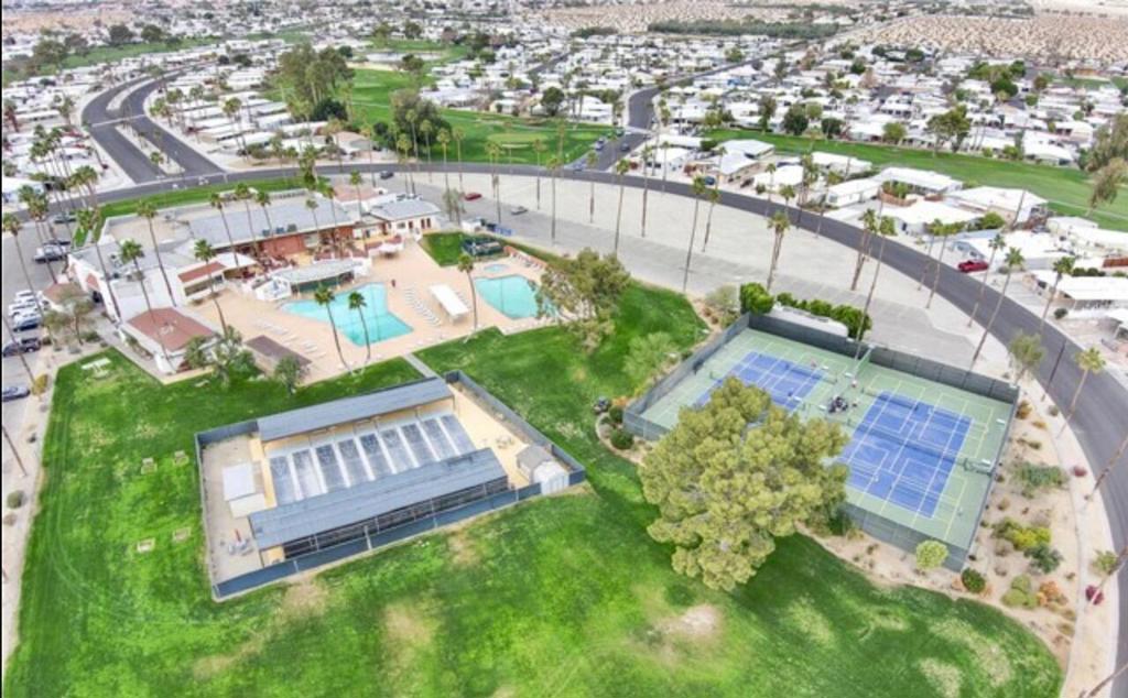 Tri Palm Estates - Manufactured In Park