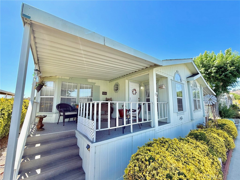 26521 Cockleburr Lane
