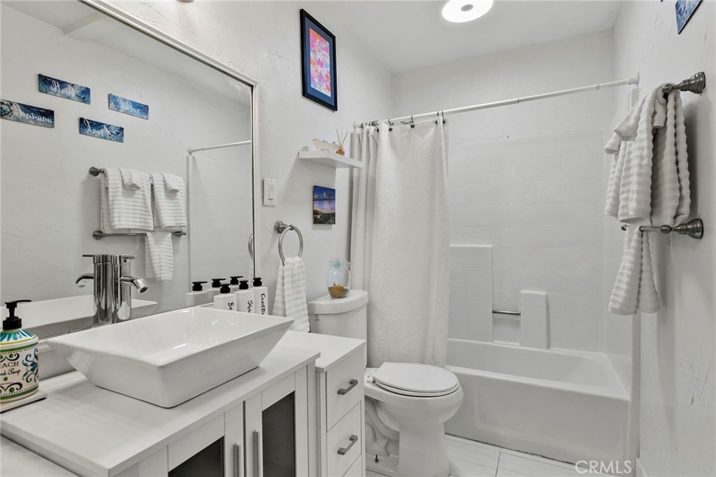 Villa Mira (VM) - Residential