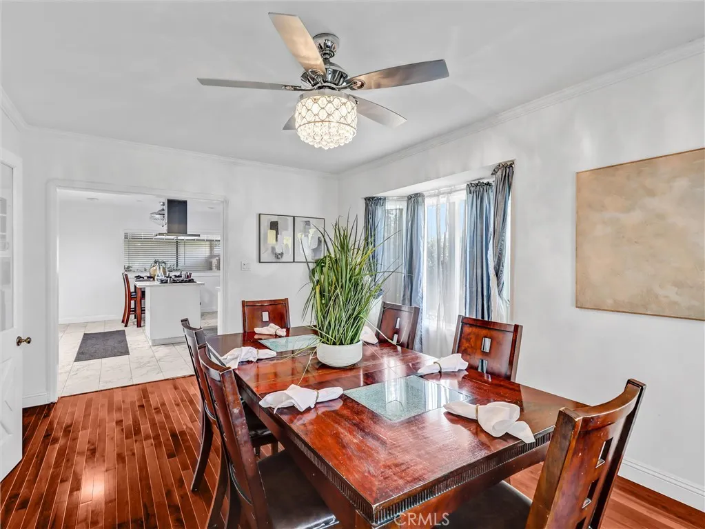 Downey, California 90241, United States, 3 Bedrooms Bedrooms, ,3 BathroomsBathrooms,Residential,Active,254487