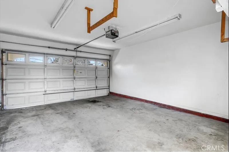 Downey, California 90241, United States, 3 Bedrooms Bedrooms, ,3 BathroomsBathrooms,Residential,Active,254487