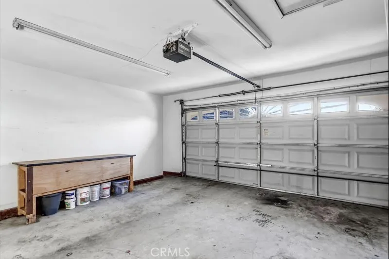 Downey, California 90241, United States, 3 Bedrooms Bedrooms, ,3 BathroomsBathrooms,Residential,Active,254487