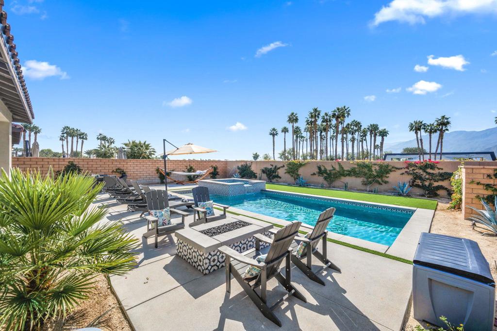 80205 Platinum Way