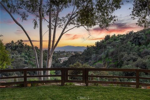 4625 Live Oak Canyon Rd La Verne CA 91750