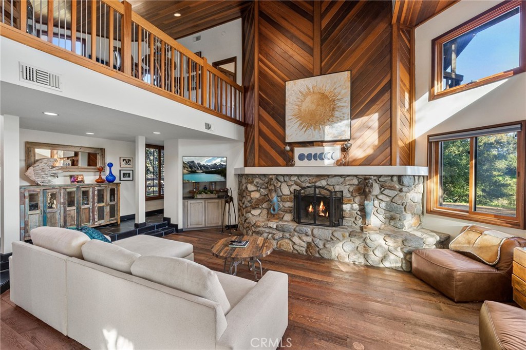 4625 Live Oak Canyon Rd