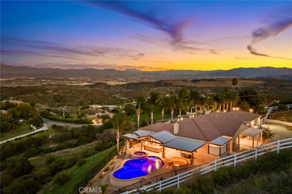 40055 Valle Vista