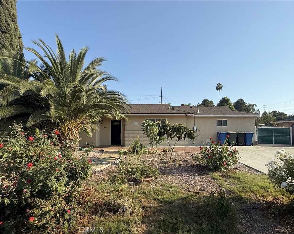 Completely Remodeled Single-Story Home on a big lot in Thousand Oaks! Spacious open floor plan with a stunning gourmet kitchen featuring quartz countertops, soft-close cabinets, stainless steel appliances, and recessed lighting. Includes 3 bedrooms, 3 full remodeled baths, and a luxurious primary suite with en-suite bath. Highlights: wide-plank flooring (30-year warranty), dual-pane windows, new central heat & AC, separate laundry room, and LED lighting. Huge, fenced backyard with patio, 2-car garage, and behind-the-gate RV parking. Prime location near schools (walking distance to TO High School), parks, and shopping. Move-in ready and a must-see!