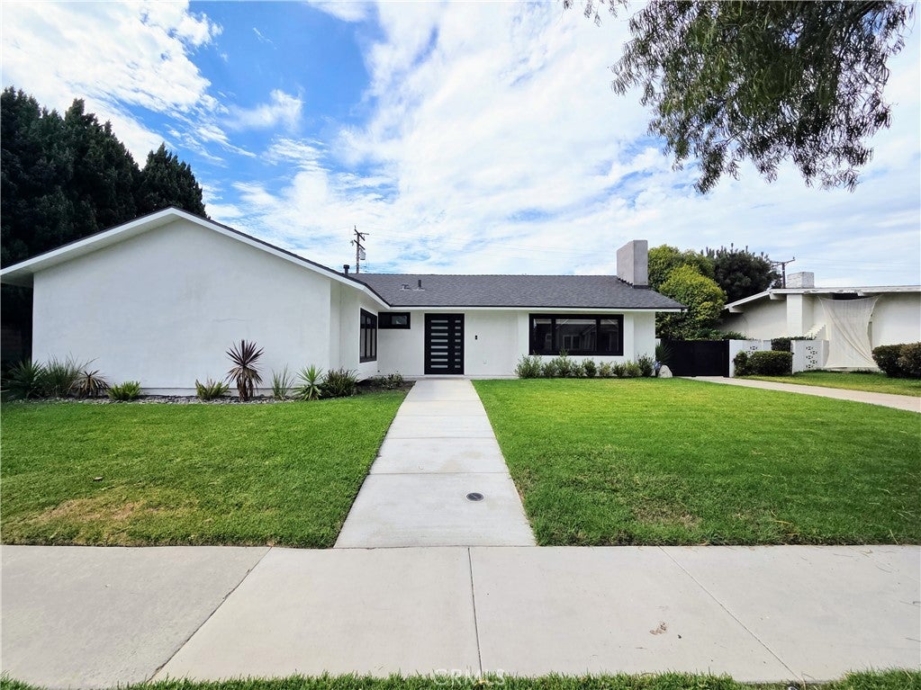 3041 Yellowtail Drive