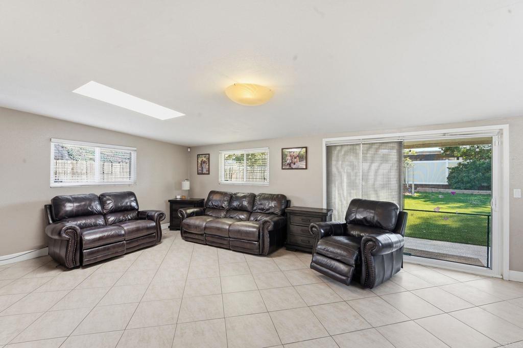 152 E Orlando Street