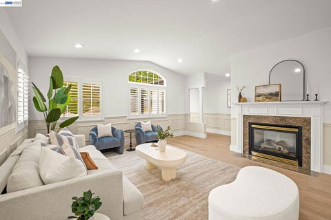 Photo of 11 Rudgear Dr Dr, Walnut Creek, CA 94596 (MLS # 41141833)