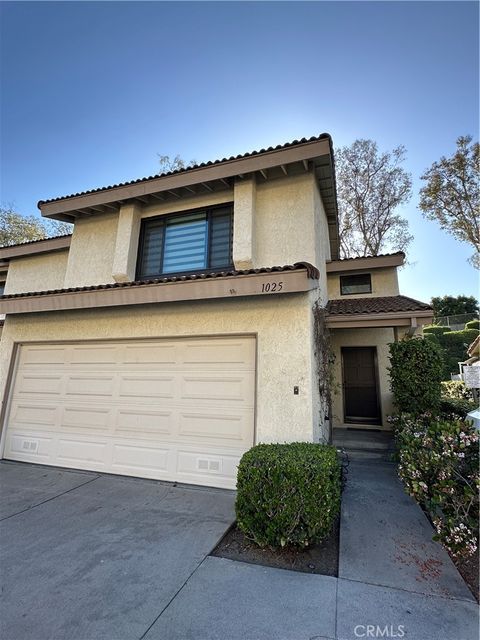 1025 Creekside Drive Fullerton CA 92833