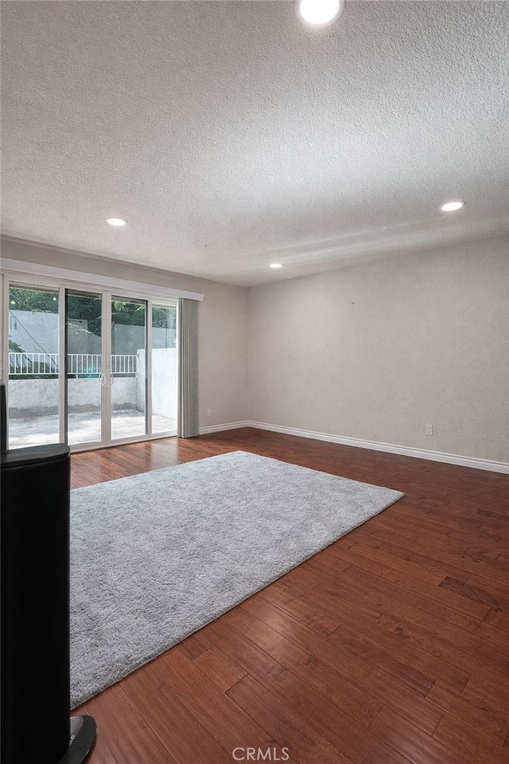 1025 Creekside Drive