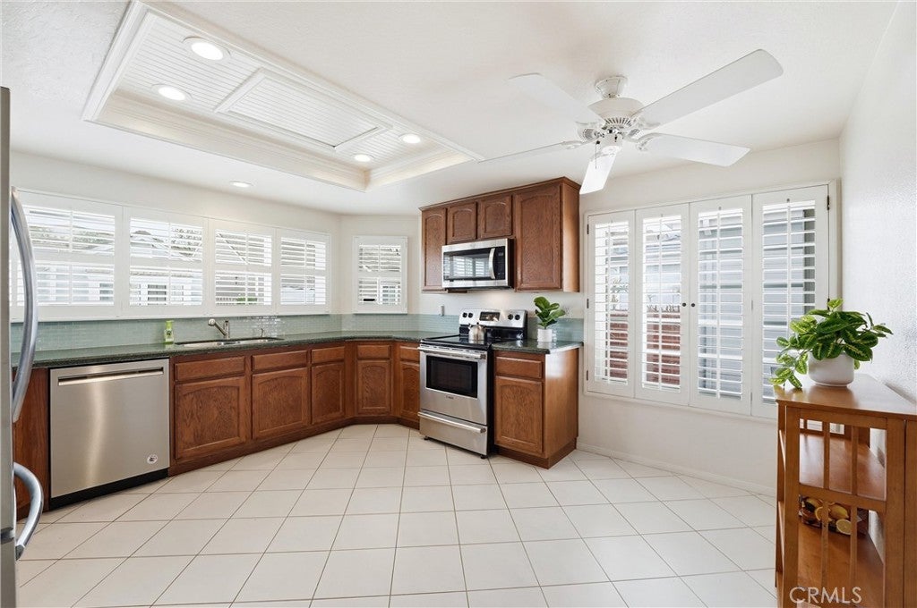28315 Alava, Mission Viejo CA 92692 - Photo 9