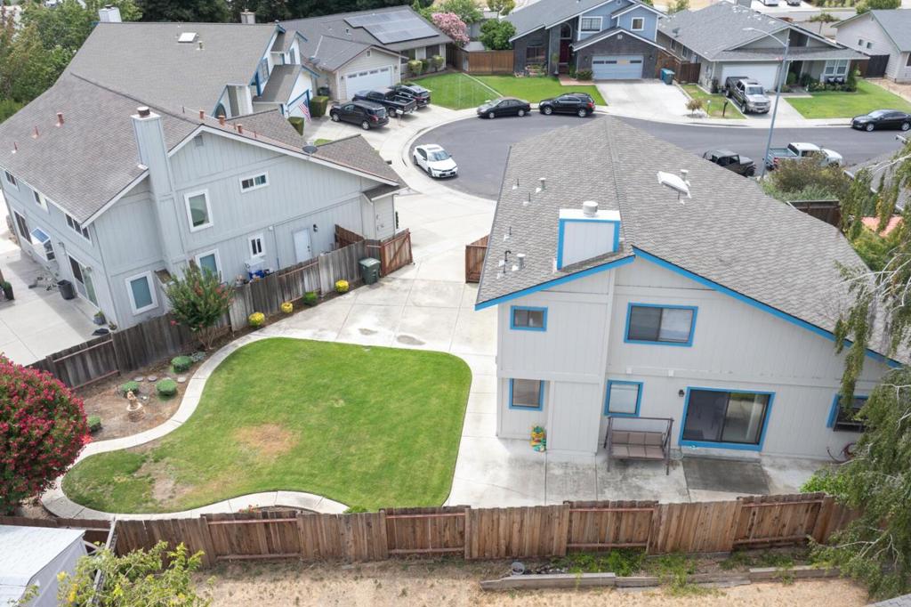 1219 Willow Court