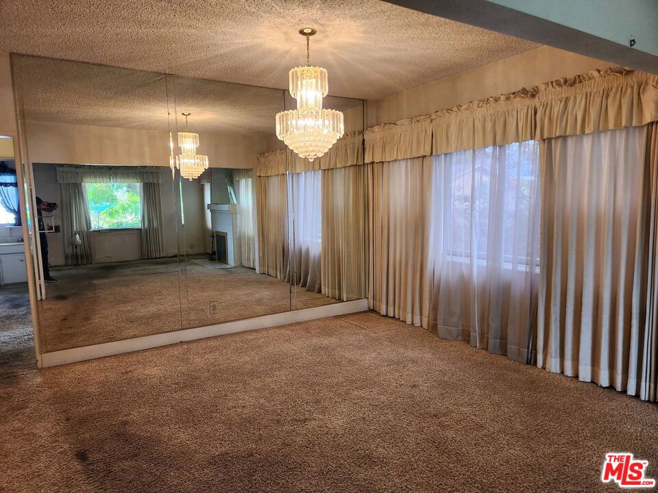 6601 Miramonte Boulevard