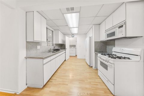 Photo of 12329 Burton Street, North Hollywood, CA 91605 (MLS # GD26043887)