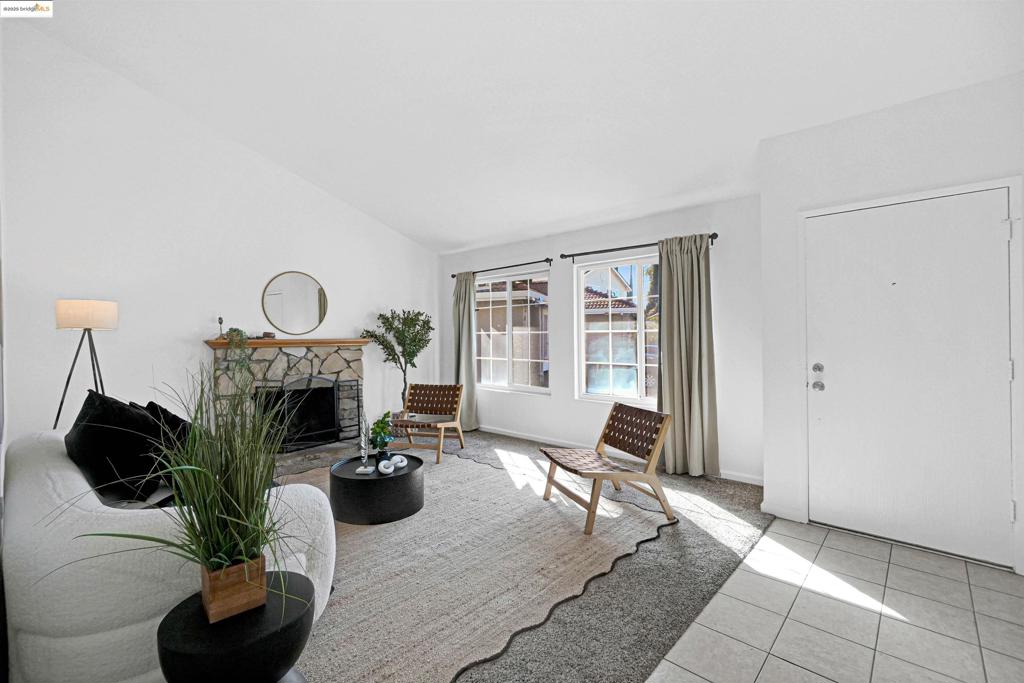 BLOSSOM HILL - Residential