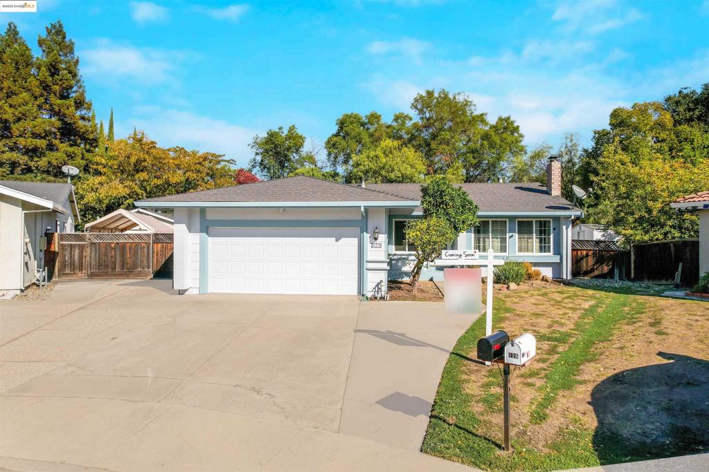 BLOSSOM HILL - Residential