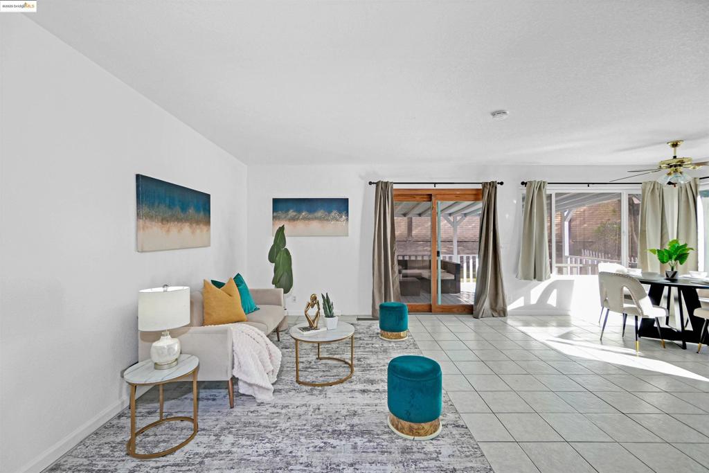 BLOSSOM HILL - Residential