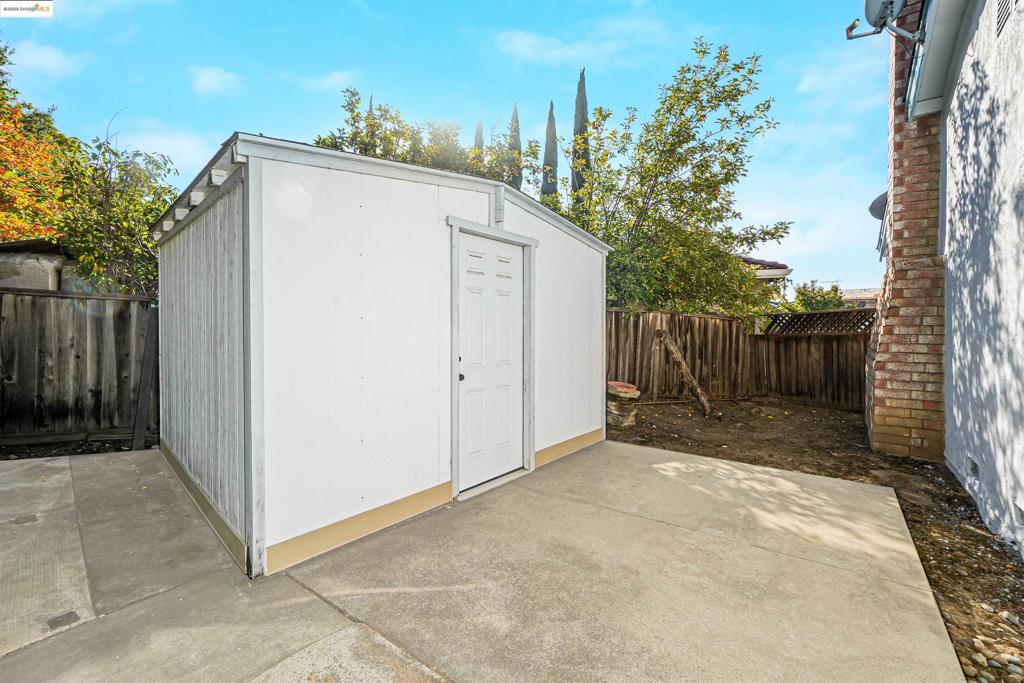 BLOSSOM HILL - Residential