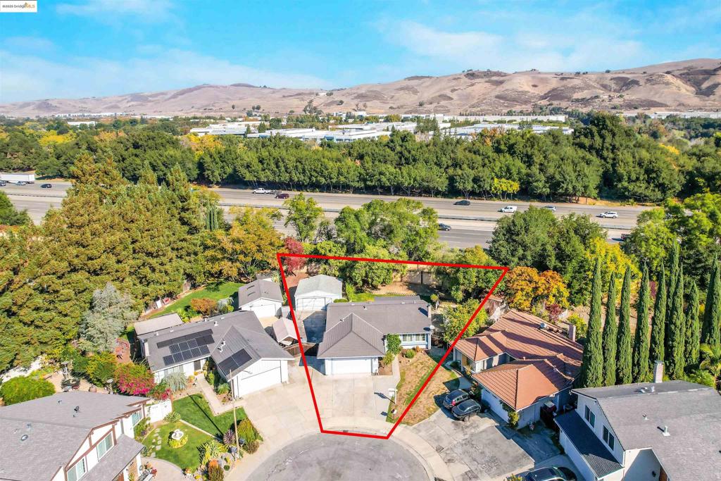 BLOSSOM HILL - Residential