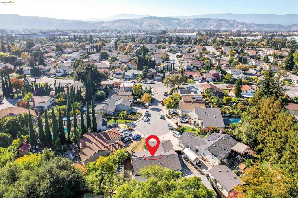 BLOSSOM HILL - Residential