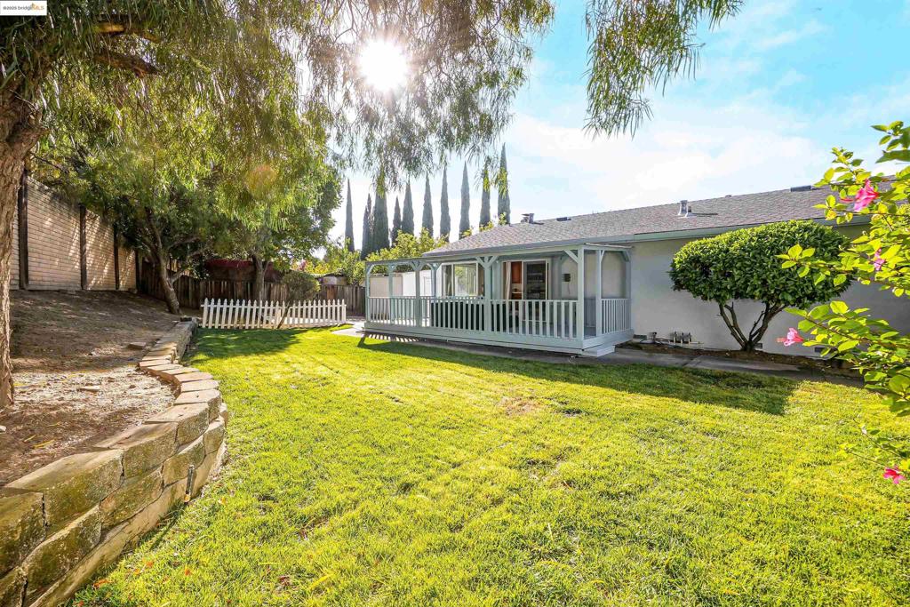 BLOSSOM HILL - Residential