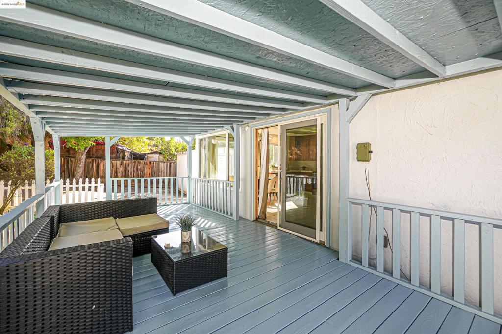 BLOSSOM HILL - Residential