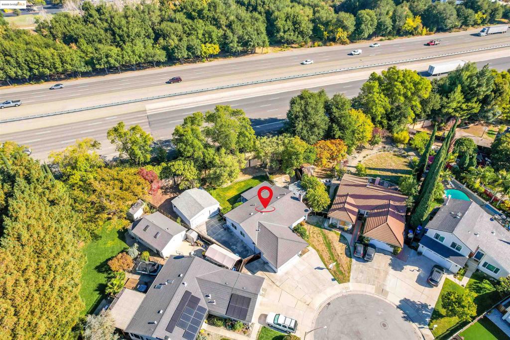 BLOSSOM HILL - Residential