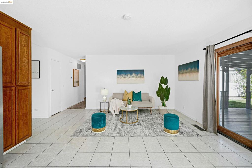 BLOSSOM HILL - Residential