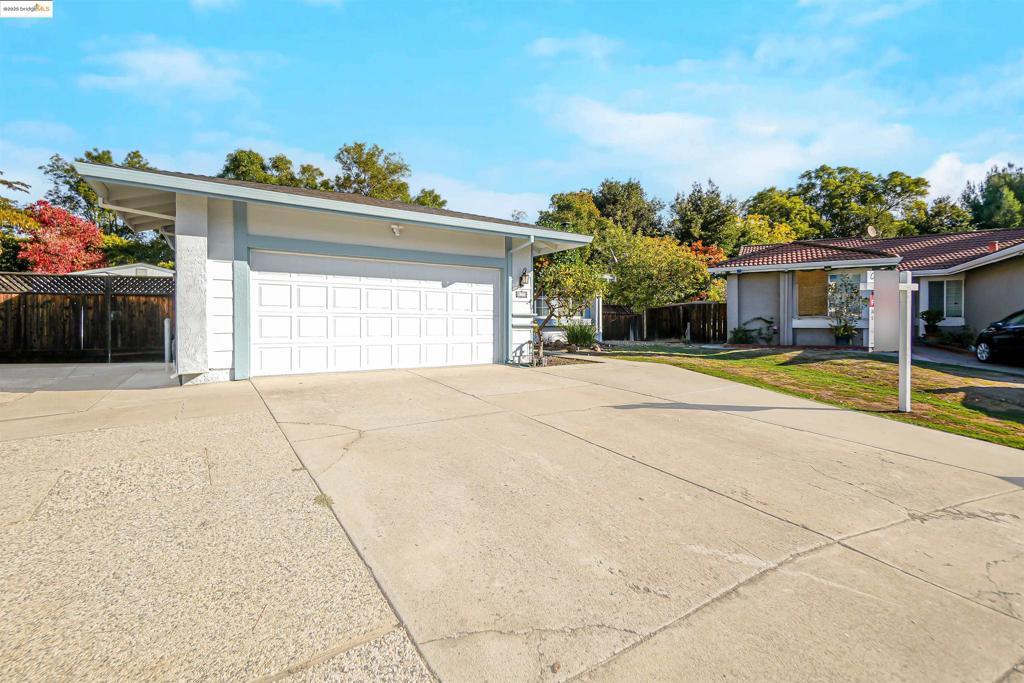 BLOSSOM HILL - Residential