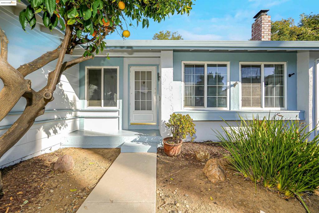 BLOSSOM HILL - Residential