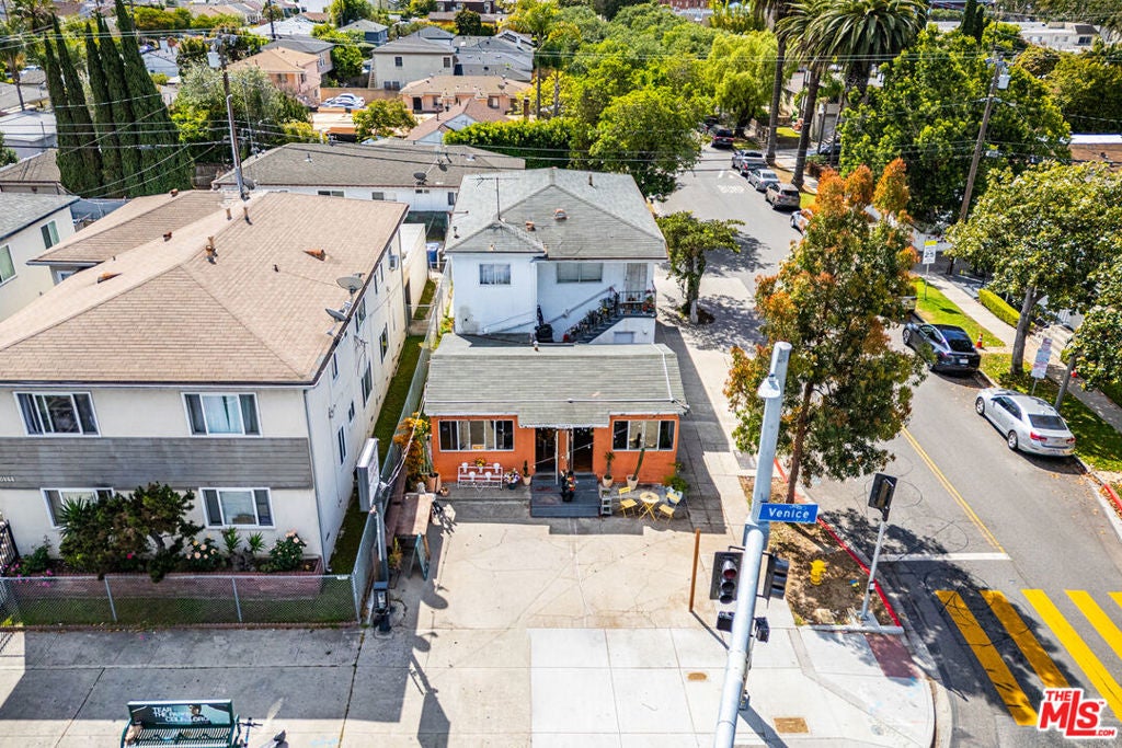 10872 Venice Boulevard