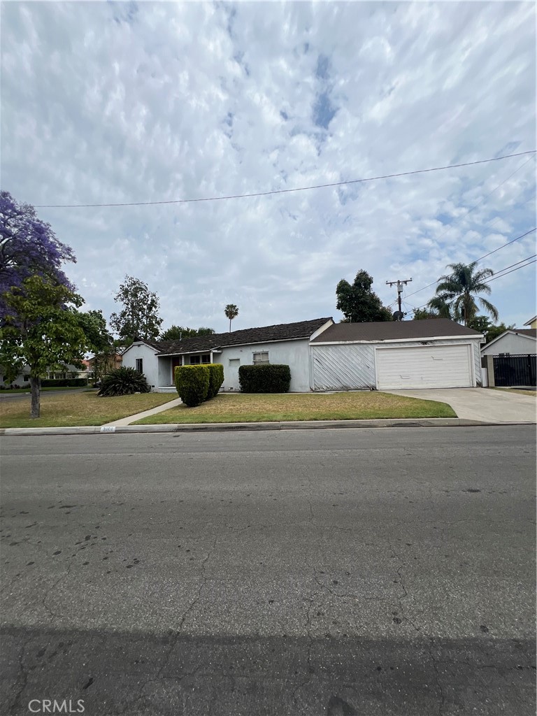 9904 Rives Avenue