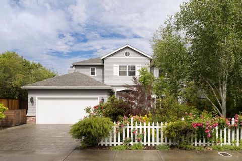 Photo of 776 Cambridge Avenue, Menlo Park, CA 94025 (MLS # ML82044722)