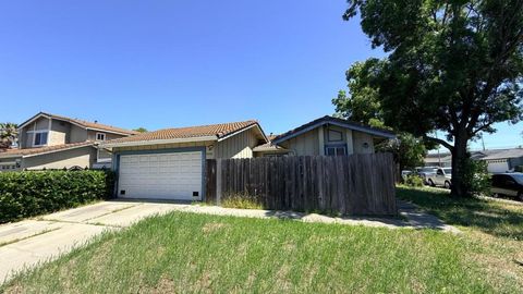 Photo of 5886 Southwind Drive, San Jose, CA 95138 (MLS # ML82046530)