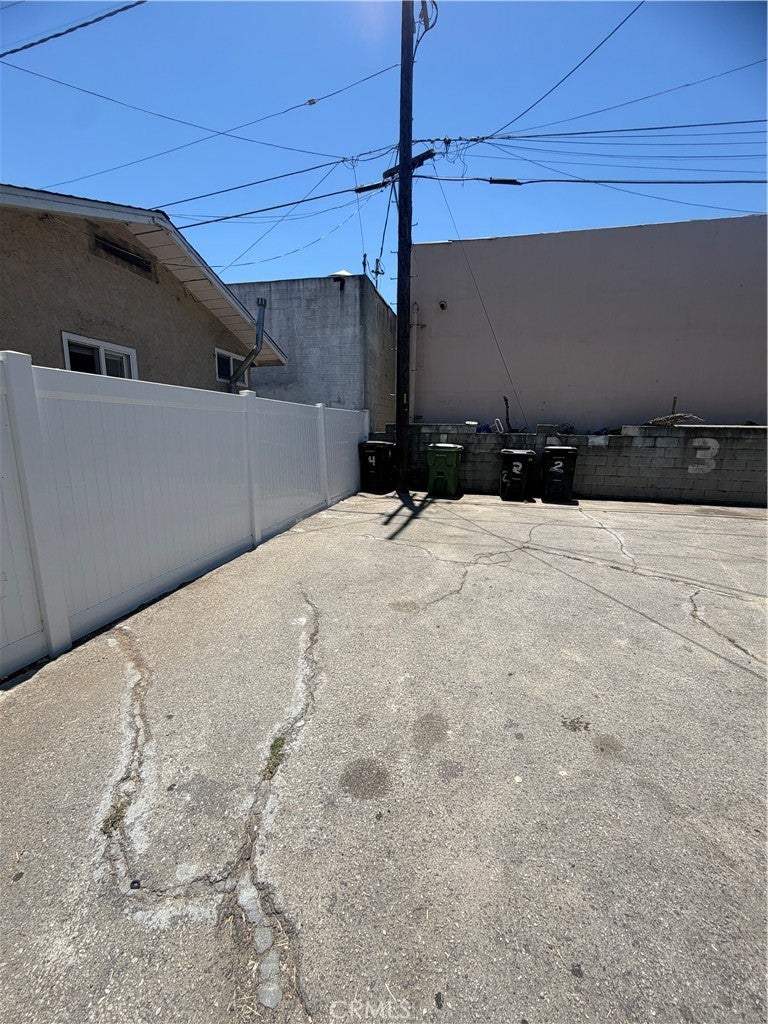 14642 Calvert