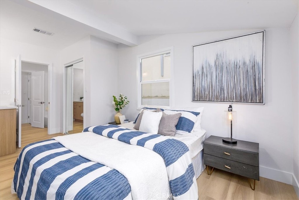 3960 Verdugo View Drive