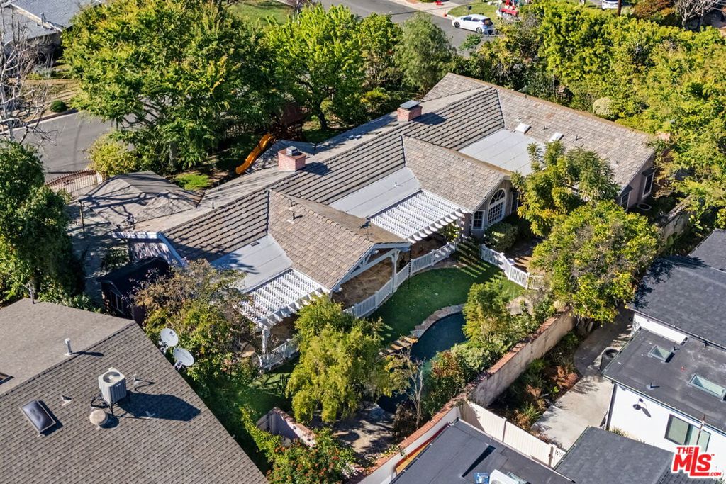 4780 Vista De Oro Avenue