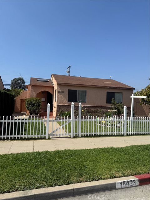 15423 Van Ness Gardena CA 90249