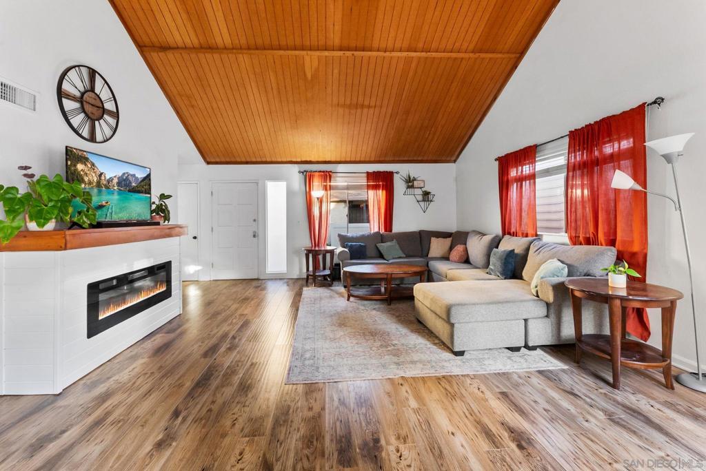 Paradise Hills - Residential