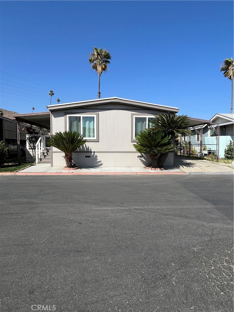 4041 Pedley Road 16