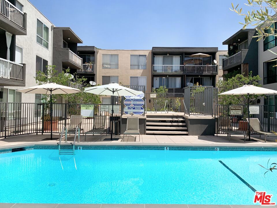 1745 Camino Palmero Street 334