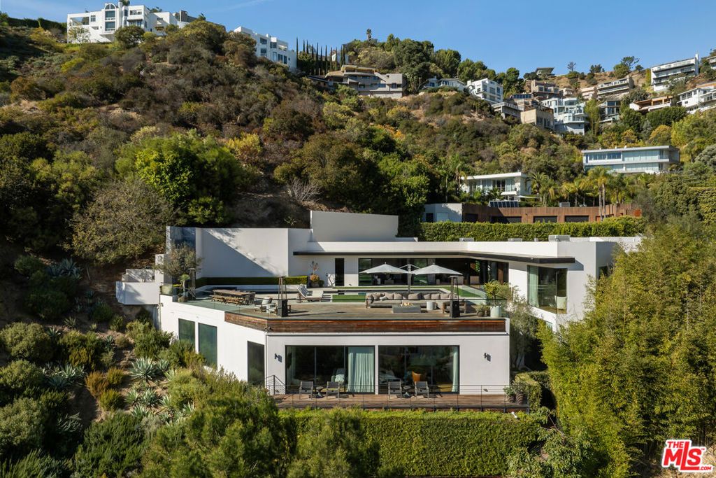 Photo of 1877 Rising Glen Road, Los Angeles, CA 90069 (MLS # 25567093)