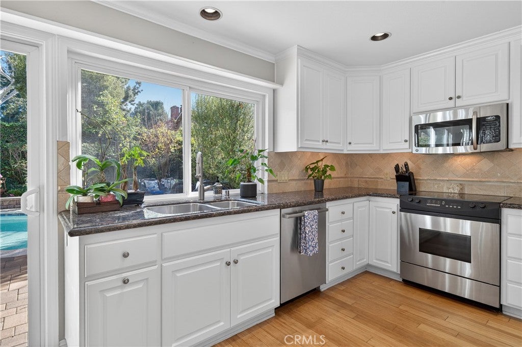 14072 Picasso Court, Irvine CA 92606 - Photo 10