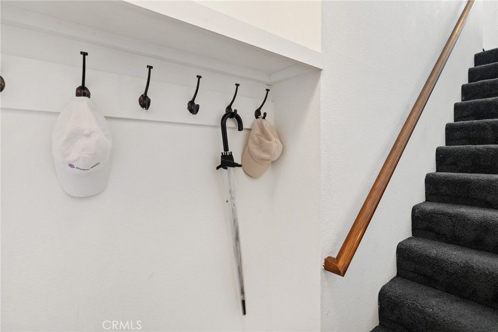 Photo of 6508 Twin Circle Lane #1, Simi Valley, CA 93063 (MLS # SR25228298)